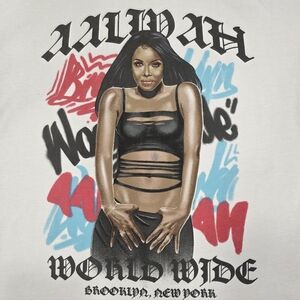Aaliyah Worldwide Brooklyn New York Graphic TShirt Size L